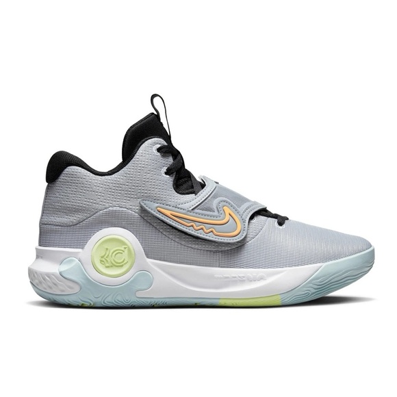 Nike Other - Nike
Kevin Durant
‘Trey 5 x’